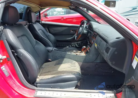 2001 Mercedes-Benz Slk 320 from USA, damaged, VIN WDBKK65F11F210266